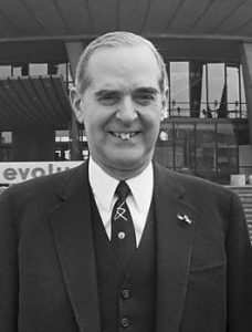 Taking a bath accounting big bath strategies